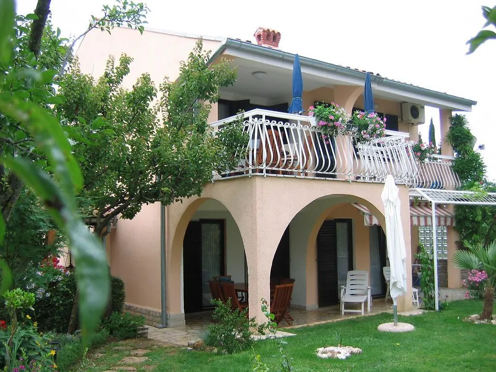 Apartment Steblaj Pula
