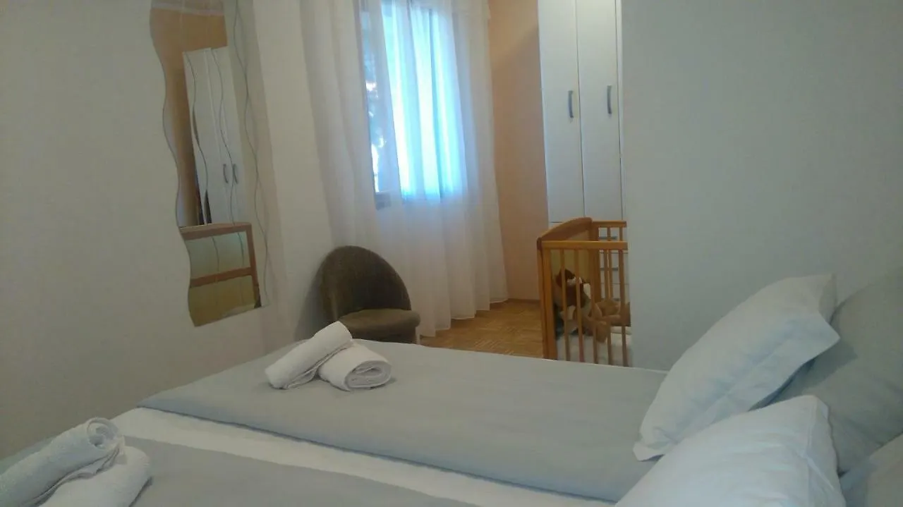 Apartment Steblaj Pula 0*,  Kroatien
