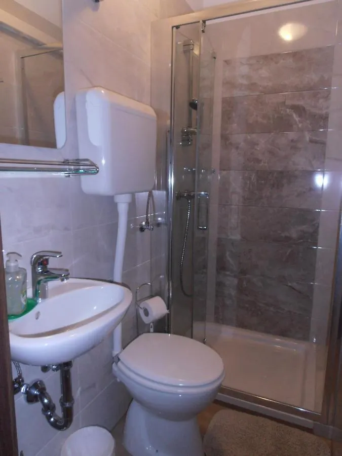 Apartment Steblaj Pula 0*,  Kroatien