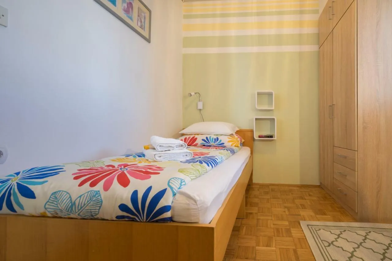 Apartment Steblaj Pula